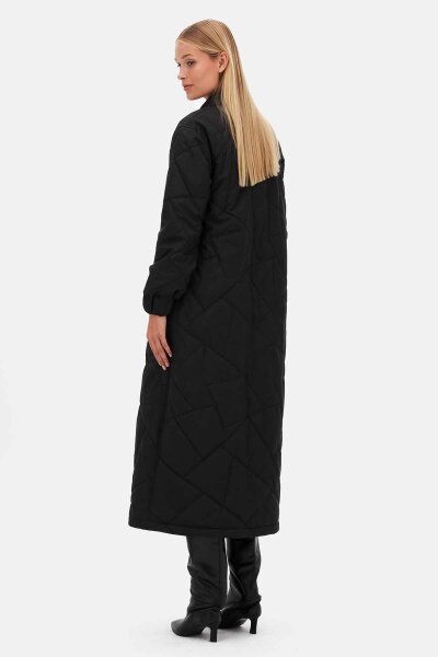 Quilted Black Coat with Denim Fabric Details - 5