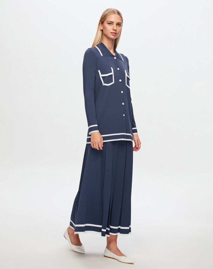 T24Y-2005 Thick Pleated Skirt with Striped Hem - 8