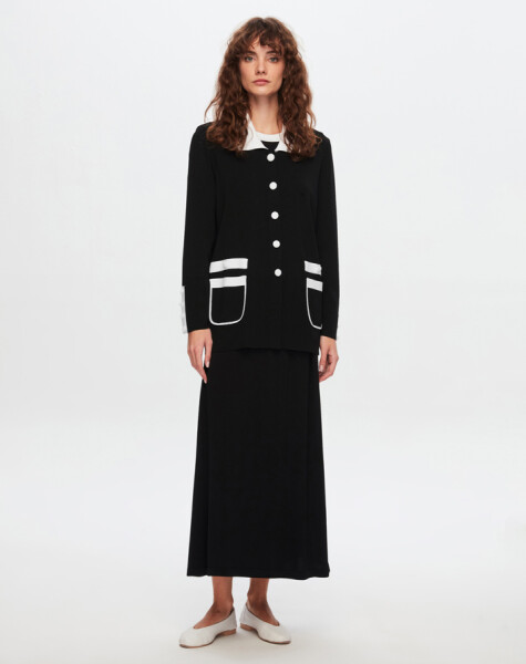 T24Y-2005 Thick Pleated Skirt with Striped Hem - 10