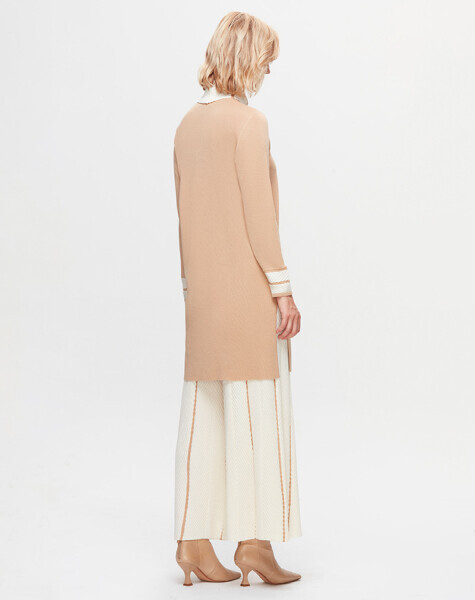 T25K-6025 Yakası ve Bileği Örgü Teknikli Bej Uzun Tunik - 3