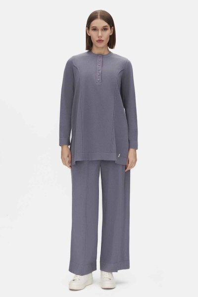 Önü Dikişli Bol Paça Gri Pantolon 