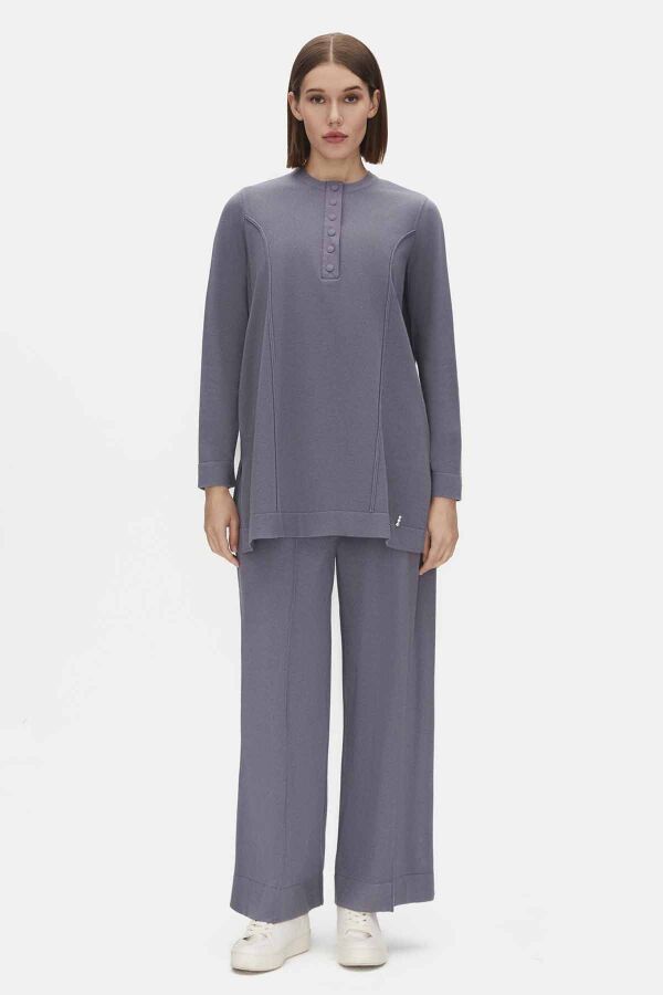 Önü Dikişli Bol Paça Gri Pantolon - 1