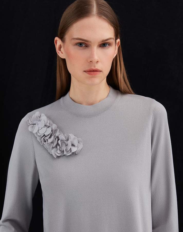T25Y-6011 Knitwear Tunic with Cupro on the Back and Rose Brooch on the Front - 2