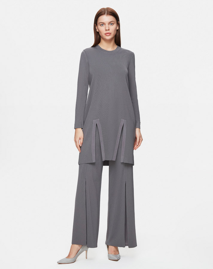 T25Y-6040 Plain Color Knitwear Tunic with Slit Detail on the Front - 1