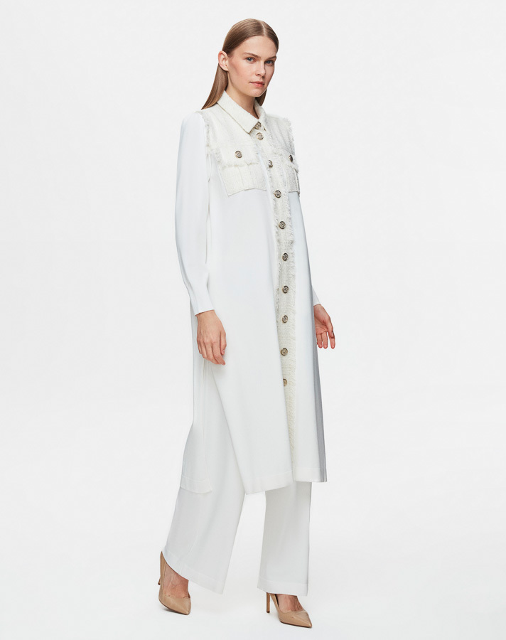 T25Y-9016 Classic Cardigan with Tassel and Button Detail - 3